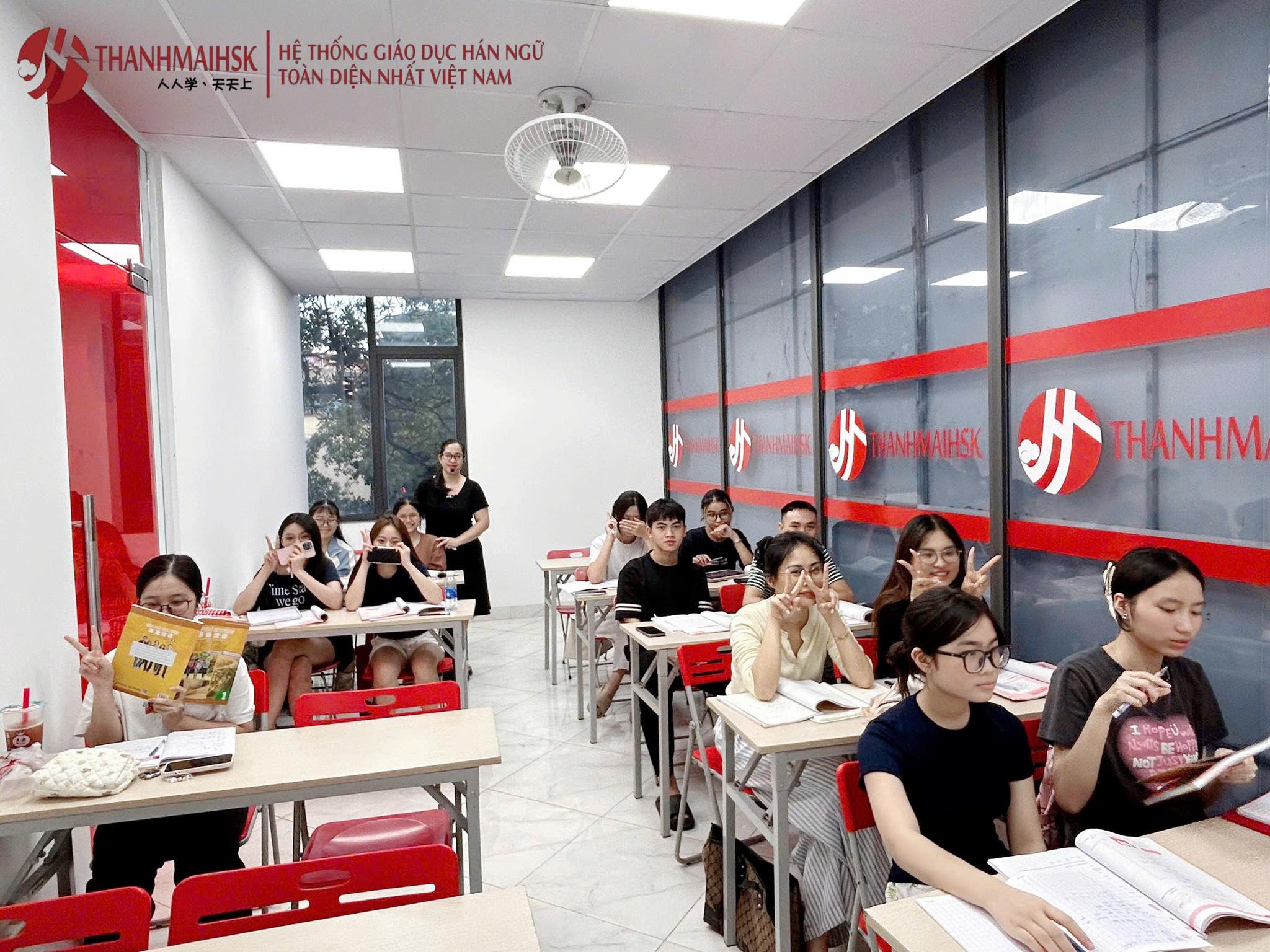 lop-hoc-co-so-ha-dong