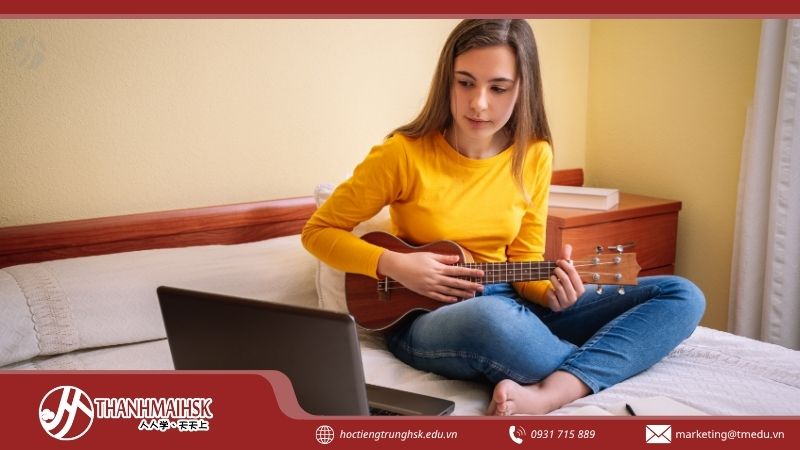 ahoc-tieng-trung-qua-bai-hat